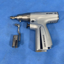 Load image into Gallery viewer, 8207 Sternum Saw with Blade Guard 7207-003 Bundle
